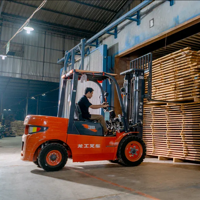 Electric Reach Stacker Tips Every Business Should Know Electric Reach Stacker Tips Every Business Should Know