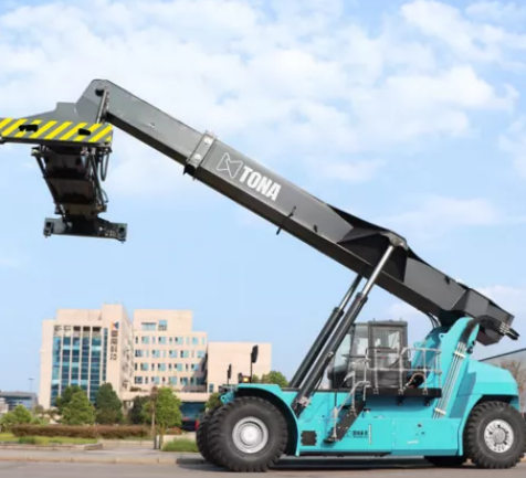How Does A Reach Stacker Work?