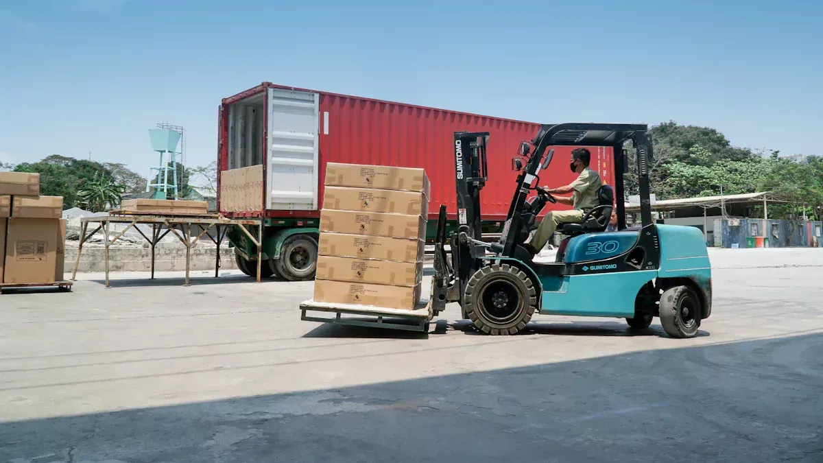 How To Operate Reach Stacker ？